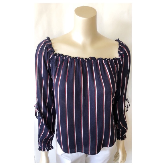 Guess ♥️ Off/Cold Shoulder Striped Blouse - Picture 3 of 10